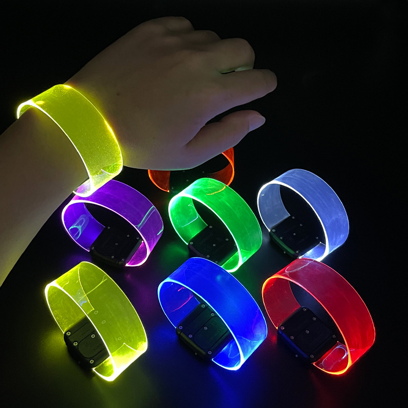 Outdoor Lighting Event - 20/100/500 個発光ブレスレット LED バッテリー蛍光発光リストバンドアウトドアスポーツ腕章グローハロウィンパーティー