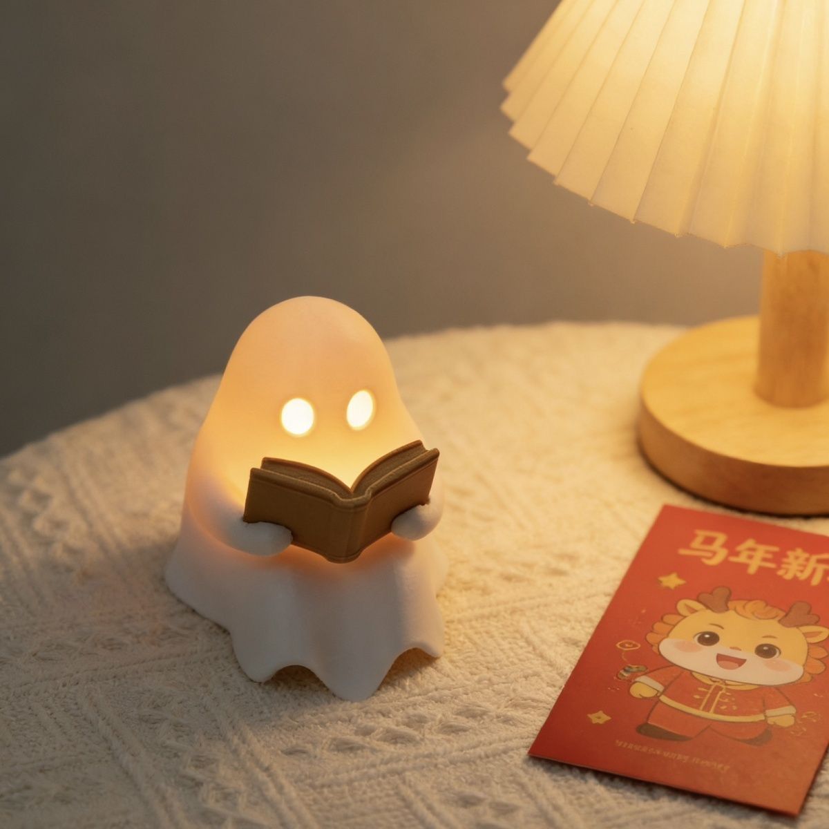かわいい読書中のゴーストLEDナイトライト、電池式、温かみの - Outdoor Lighting Halloween のレビューと価格
