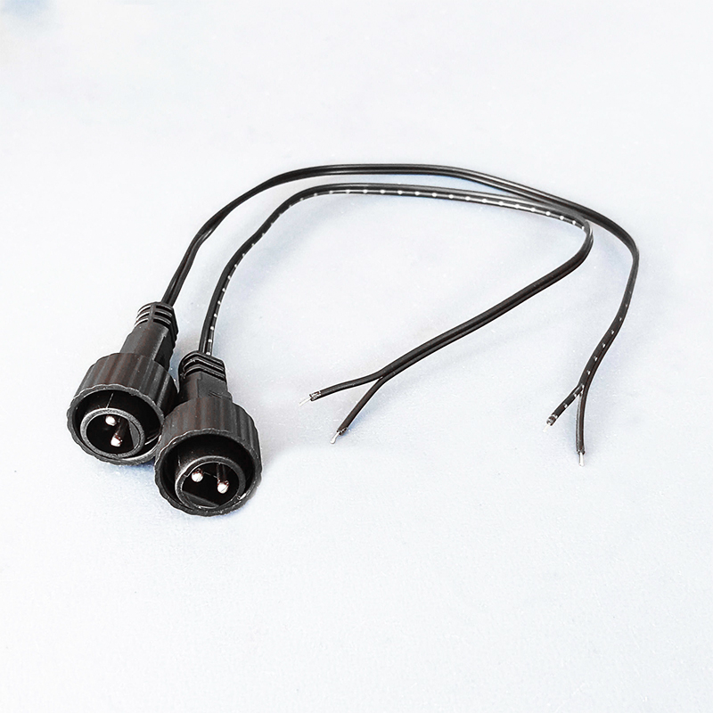 2ピンLEDコネクタ、25cmワイヤー付き、ソーラーストリン - Outdoor Lighting Extension Cord のレビューと価格